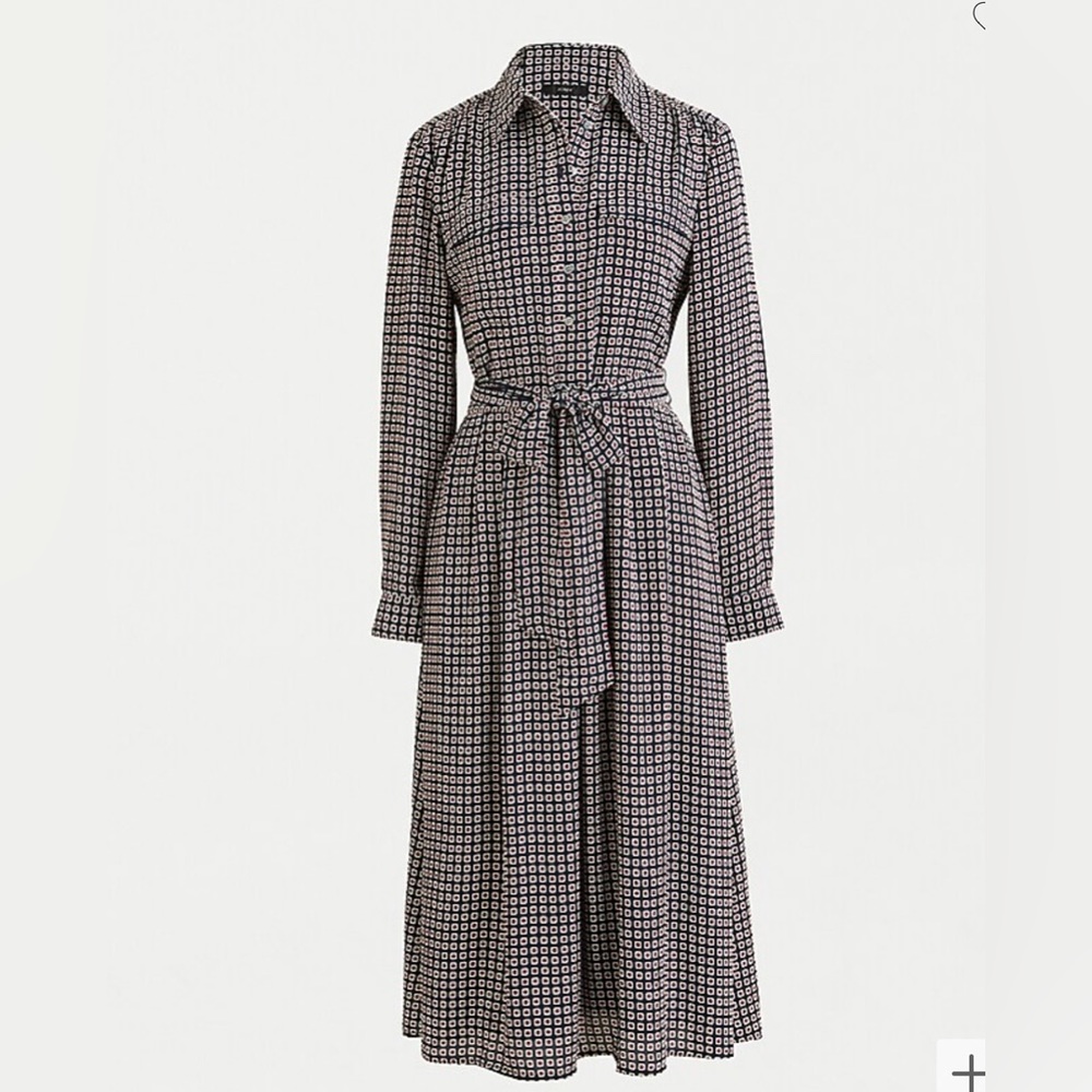 Button-front dress in geometric print
J.Crew size 12